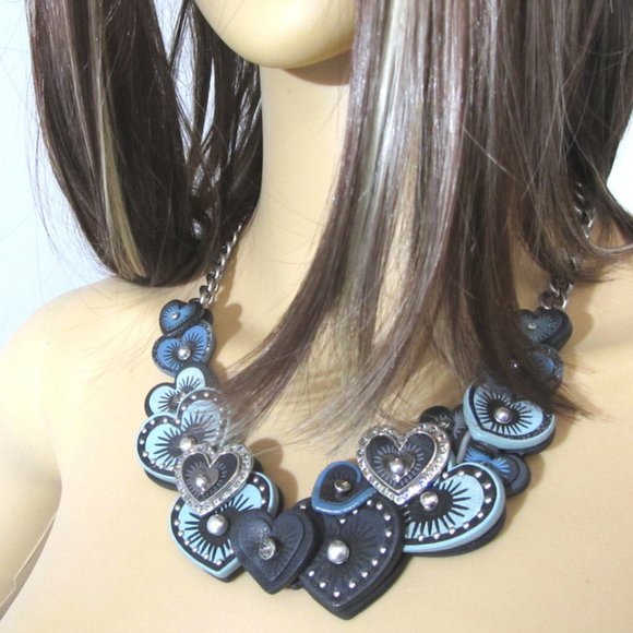 Coach $300 Leather SWAROVSKI Crystals Heart Applique 3d Necklace - Picture 7 of 13